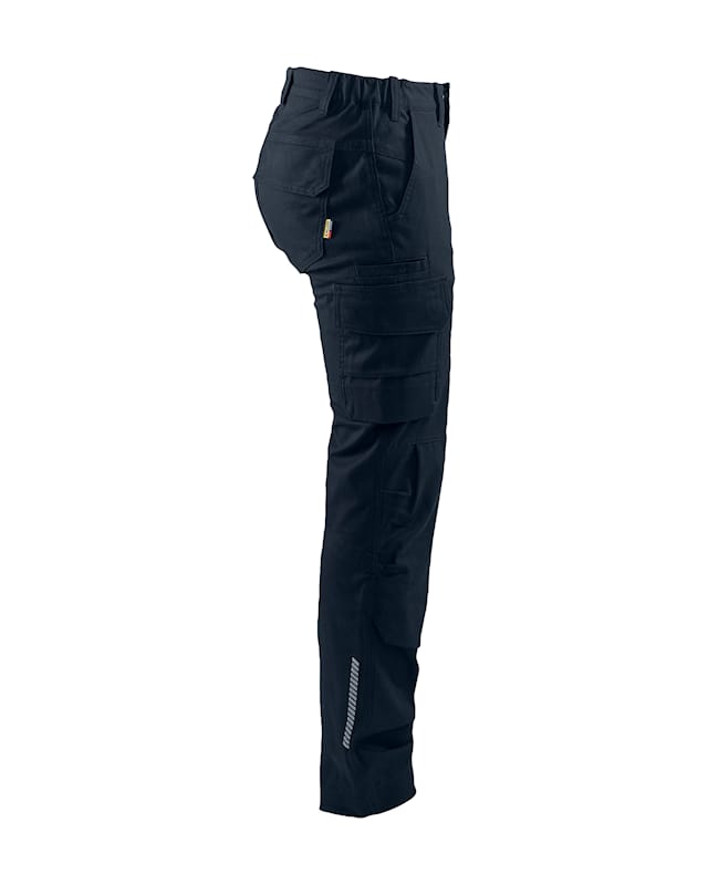 Blåkläder Damen Industrie Arbeitshose Stretch in Dunkel-Marineblau, Seitenansicht rechts, mit Handytasche und Messertasche.