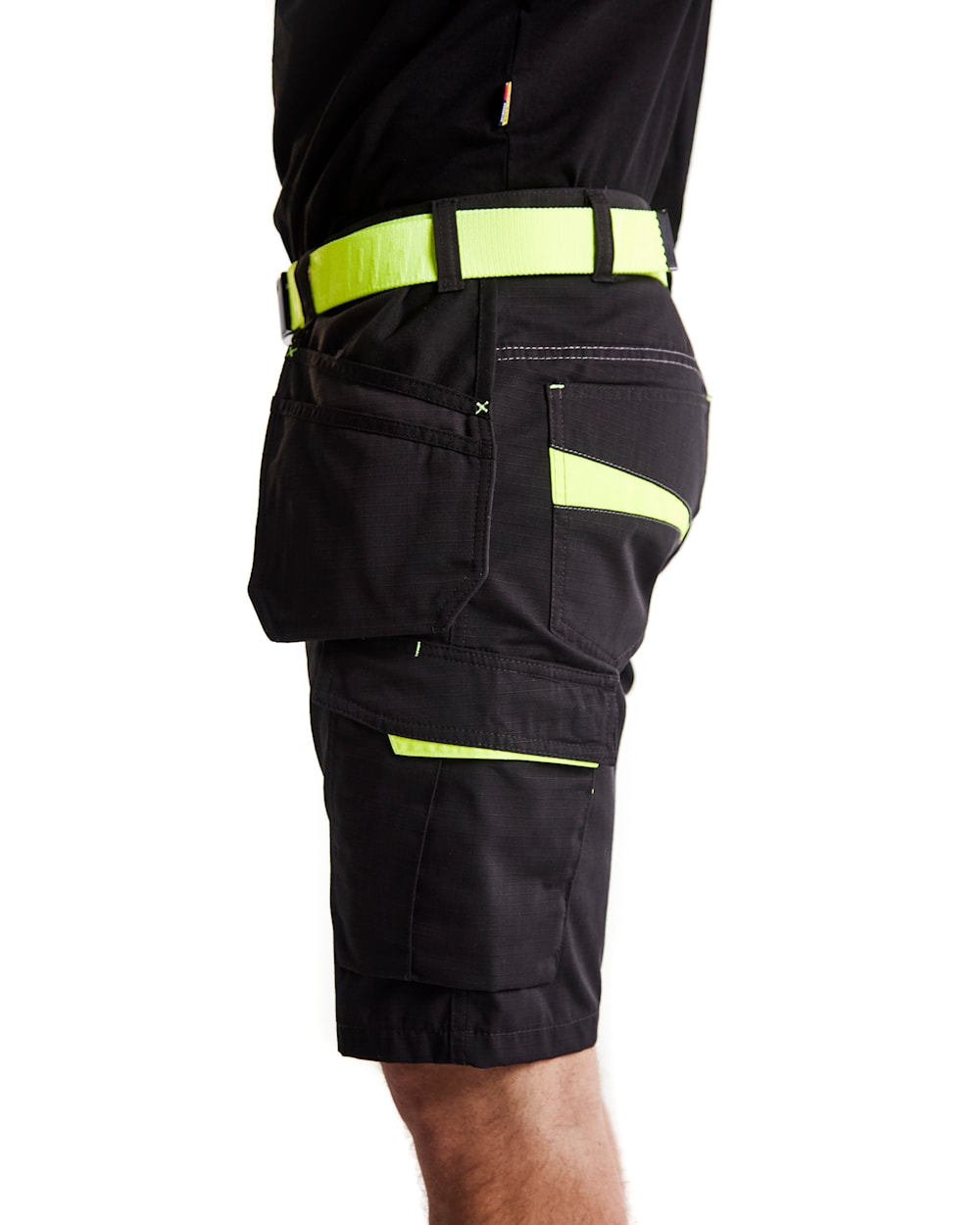 Service Shorts mit Nageltaschen