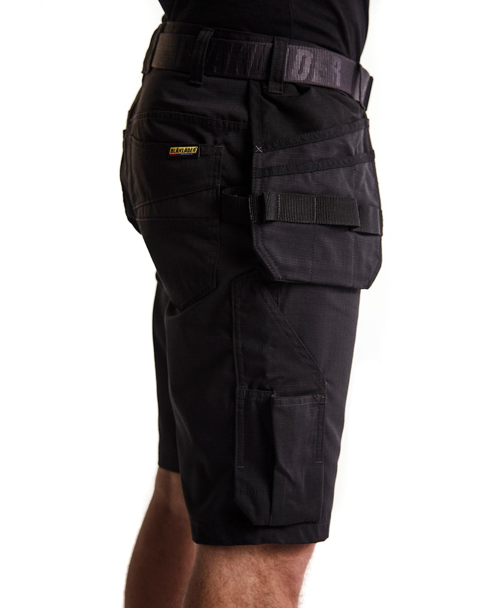 Service Shorts mit Nageltaschen
