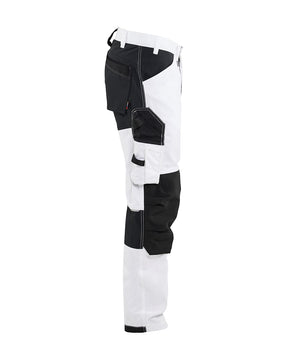 Blåkläder Bundhose Stretch, Seitenansicht rechts, mit Werkzeugschlaufen und funktionalen Taschen.