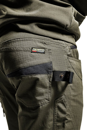 Service Shorts